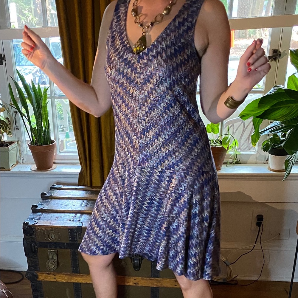 Beautiful color Gorgeous dress